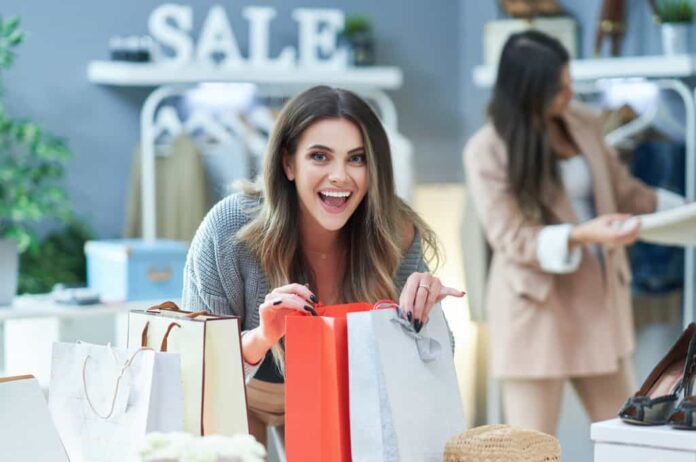 Kupovina: deo svakodnevnice svakoga od nas. Koliko ste se često zapitali zašto ste kupili više stvari nego što Vam treba? Ili želite manje da kupujete?